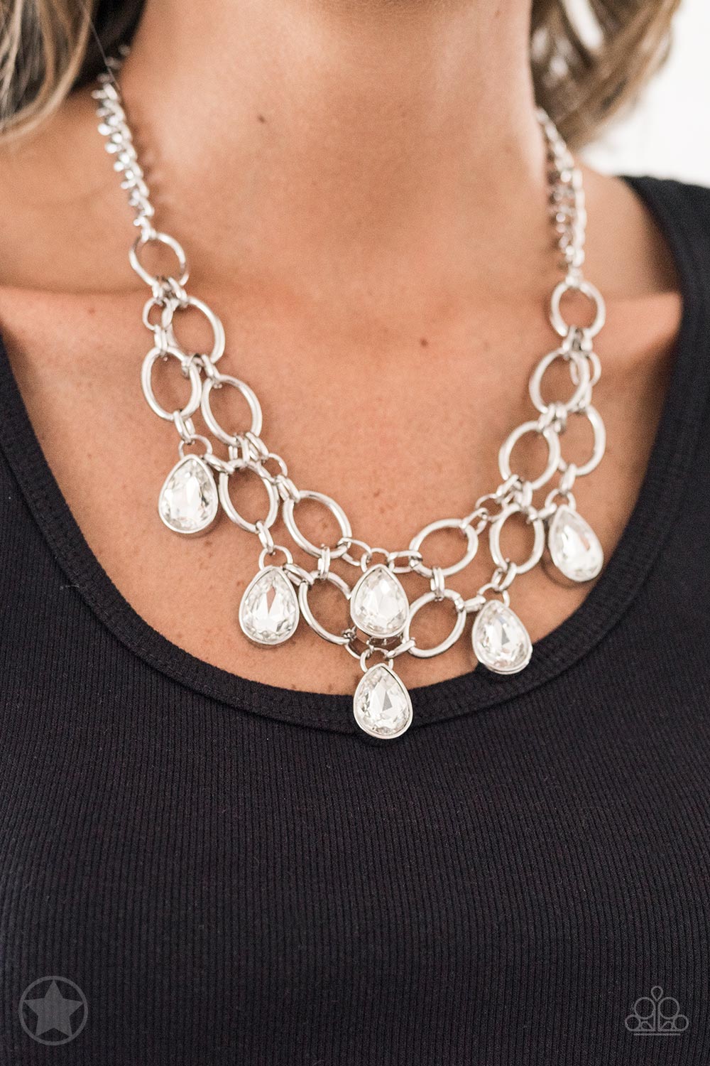 Paparazzi Show-Stopping Shimmer - White Necklace Blockbuster