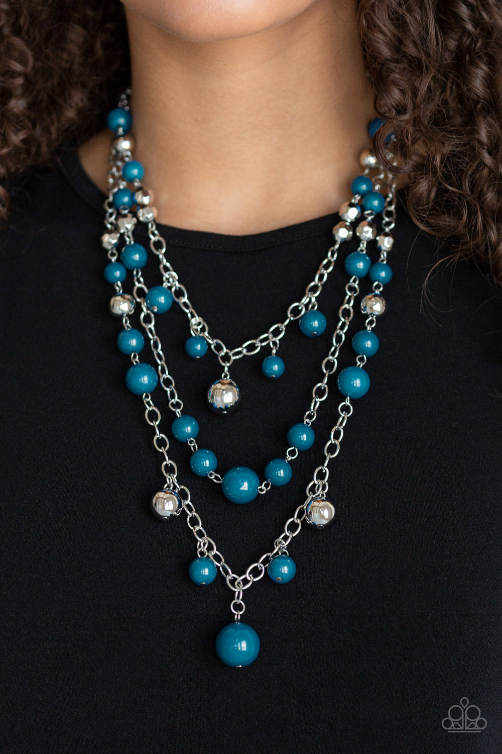 The Partygoer - Blue Paparazzi Necklace