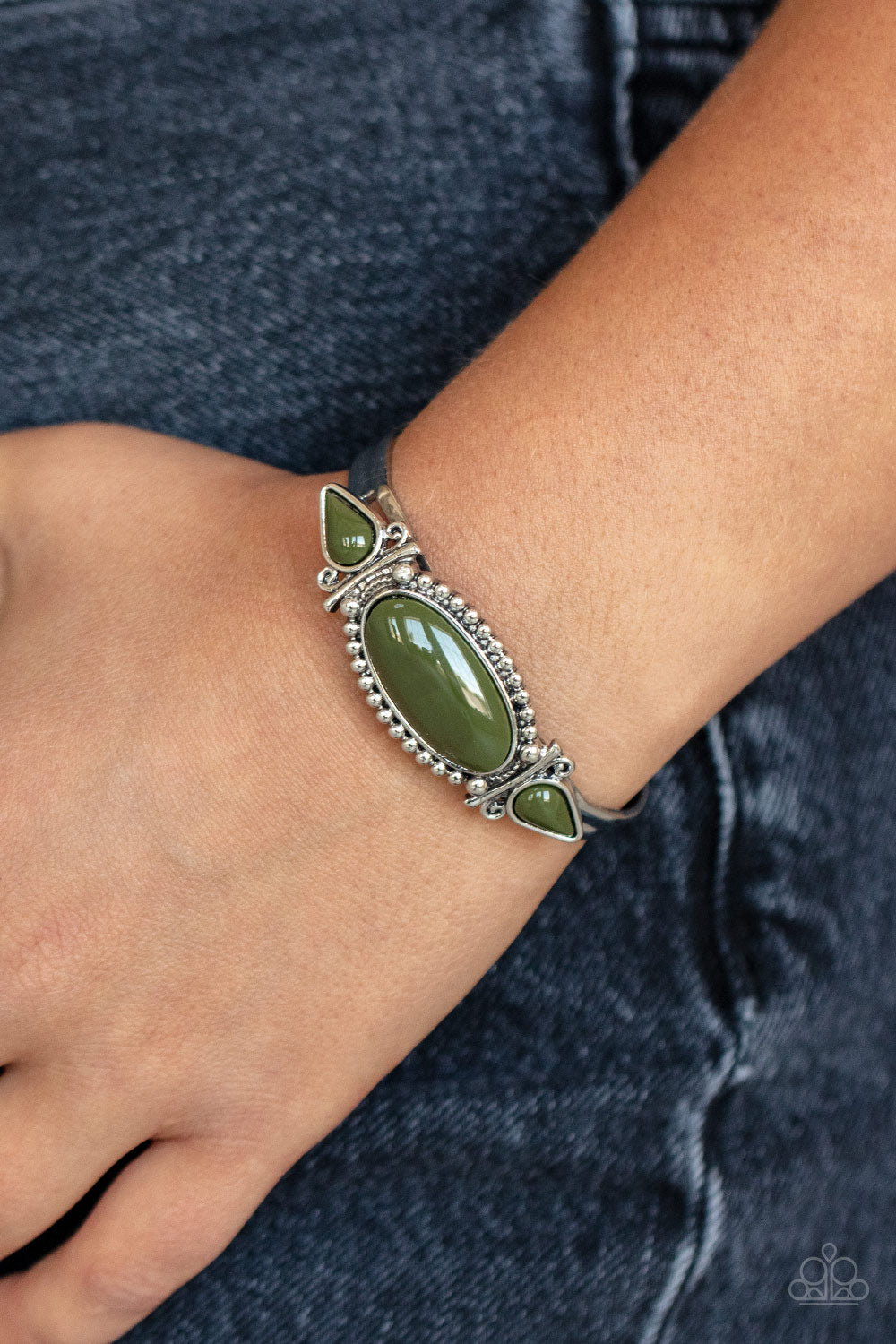 Tribal Trinket - Green Paparazzi Bracelet