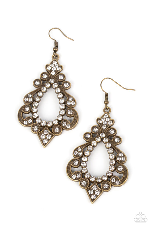 Paparazzi Fit for a DIVA - Brass Earrings