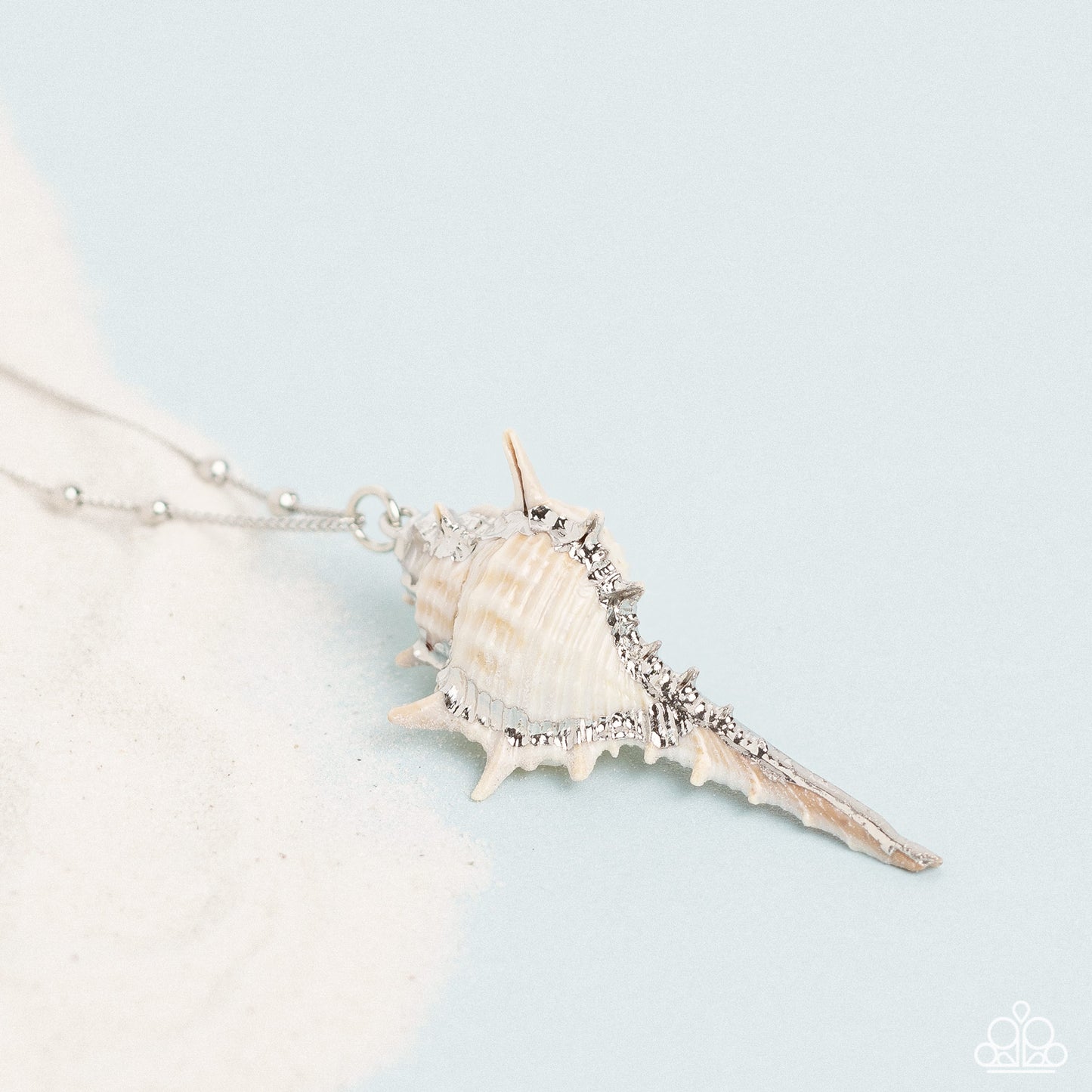 Paparazzi Sea CONCH - White Necklace